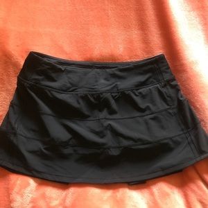 Lululemon tennis skirt, black, women’s size 8